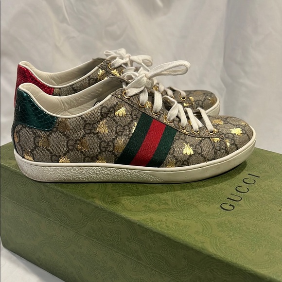 WOMEN'S GUCCI ACE SNEAKER WITH BEES - Picture 1 of 6